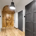 Apartment Margi Igram